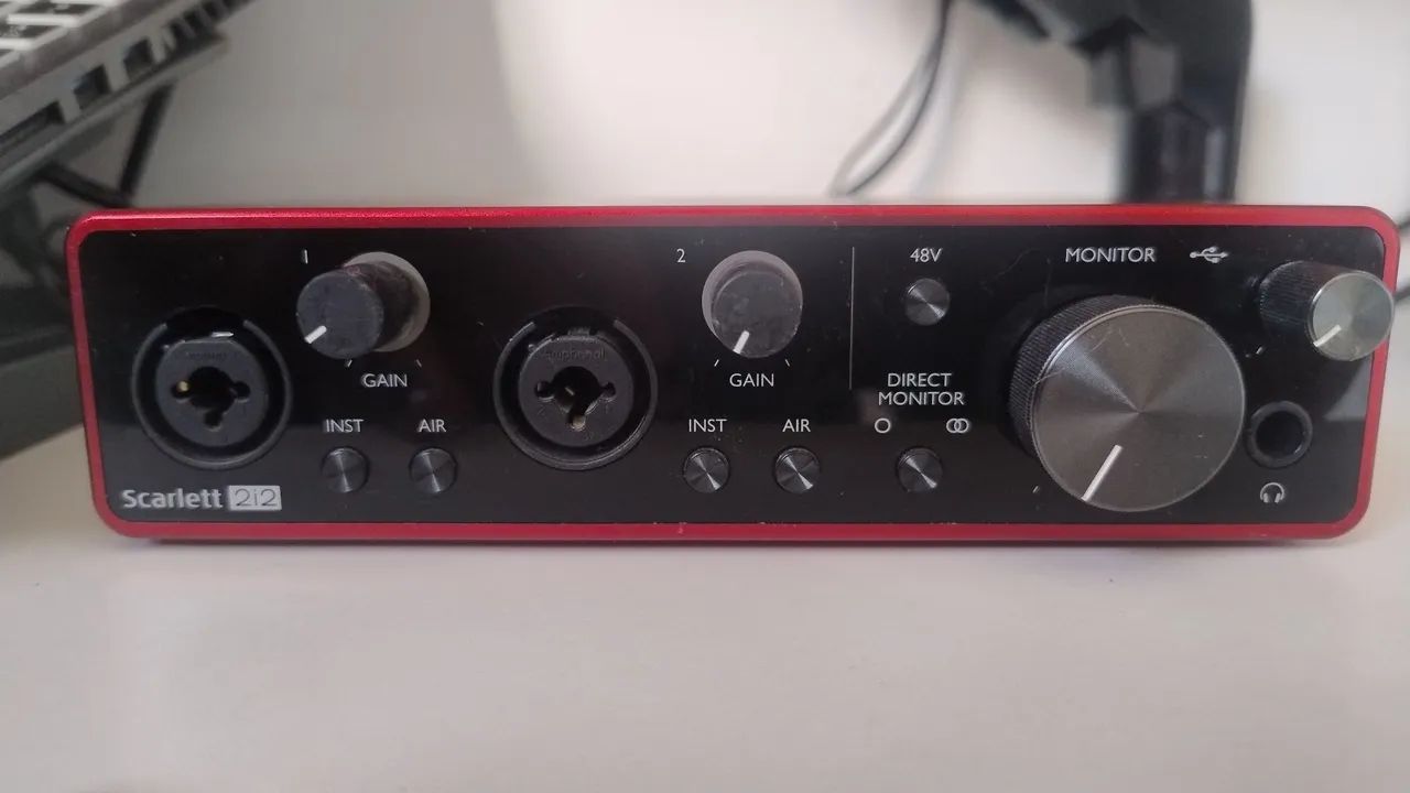 Interface Focusrite Scarlett 2i2 3ª Geração - Foto 5
