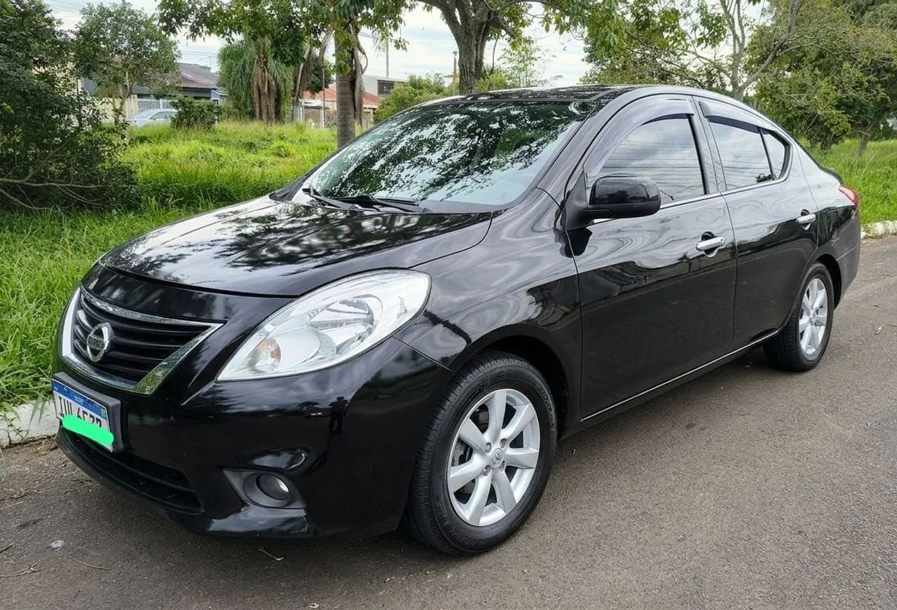 Nissan Versa 1.6 16V FLEX SL 4P MANUAL 2014
