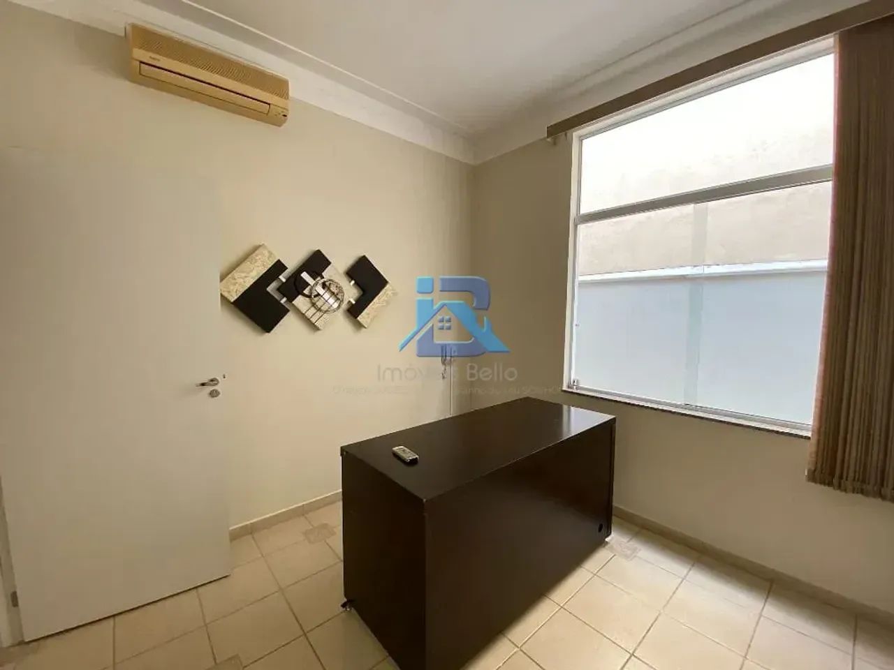 Sala comercial para locação no Centro de Itatiba