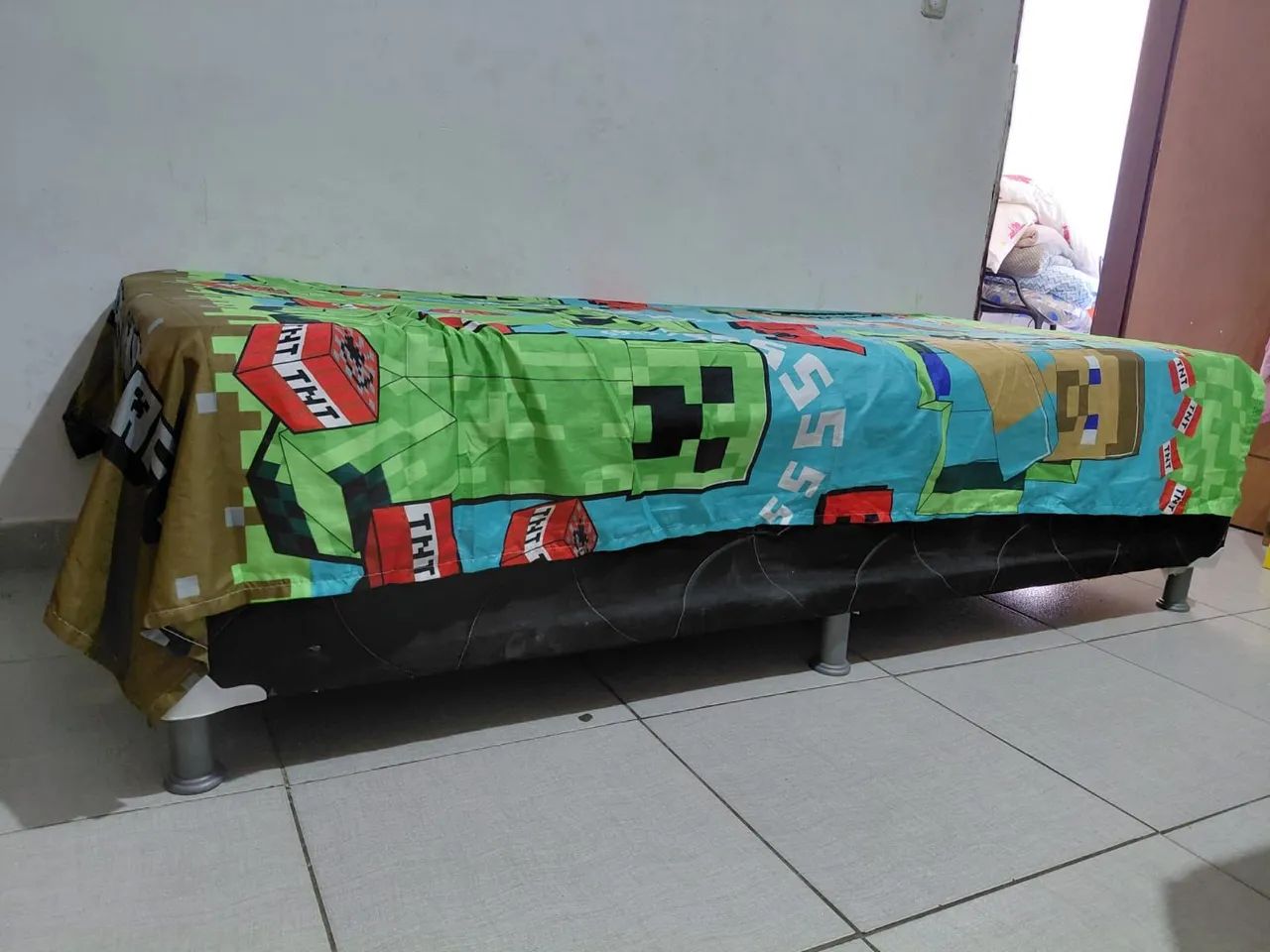 Vendo cama box solteiro 200.00 - Foto 3
