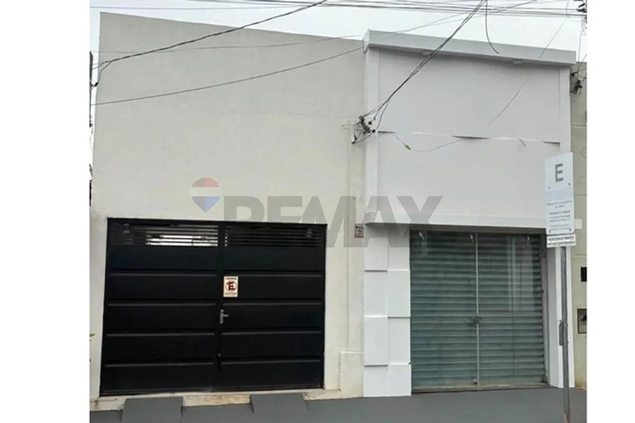 Locação - Casa Comercial - Recepção 4 Salas/dormitórios sem 1 Suíte - Centro - PIRACICABA 
