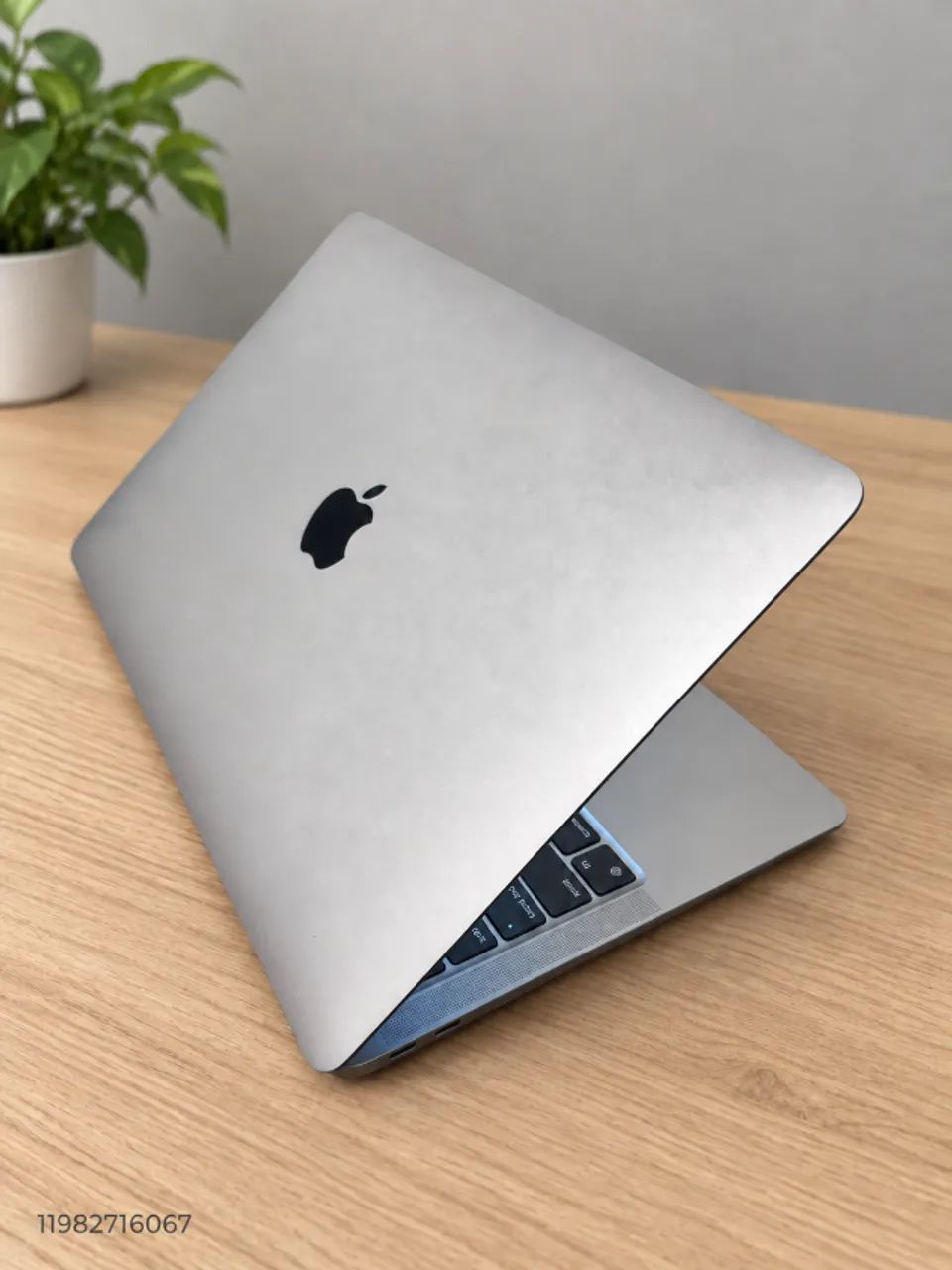 MacBook Air M1 8GB/256GB Prata - Notebooks - Vila Canero, São