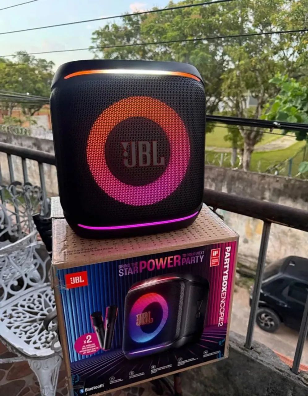 JBL encorre com 2 microfones - Foto 2