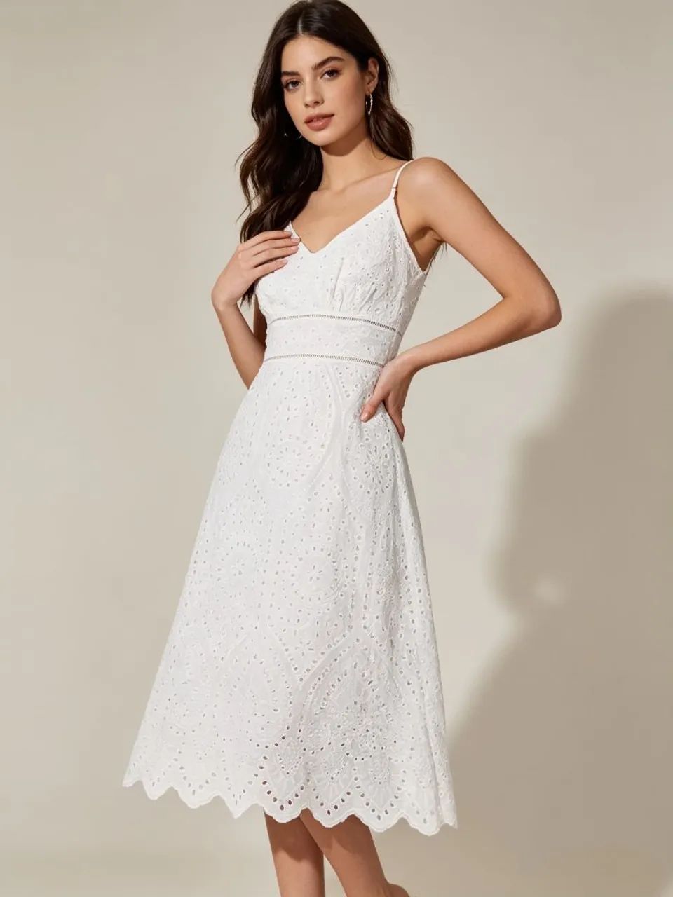 Vestido branco Midi Laíse verão 
