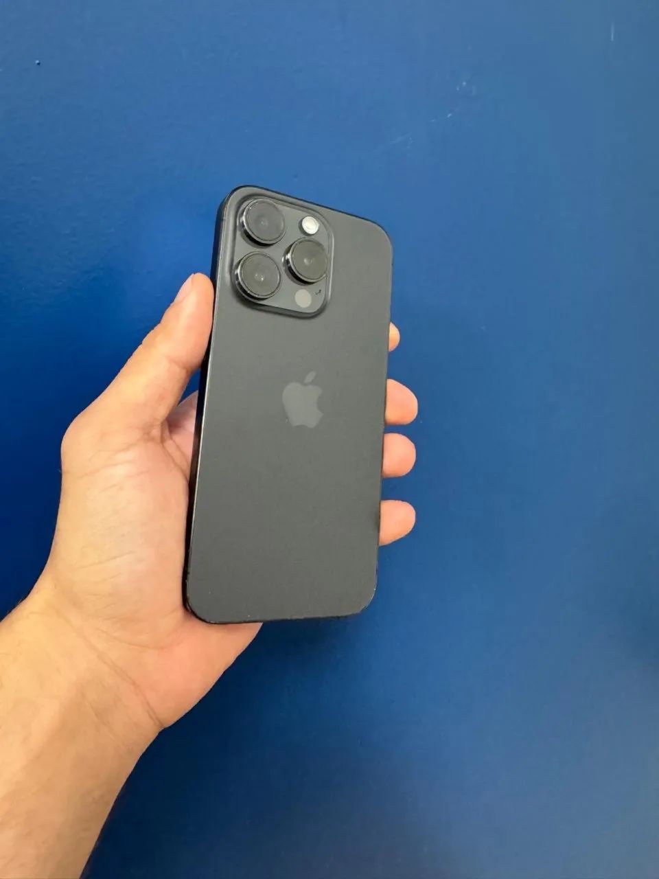 IPhone 15 Pro - Foto 2