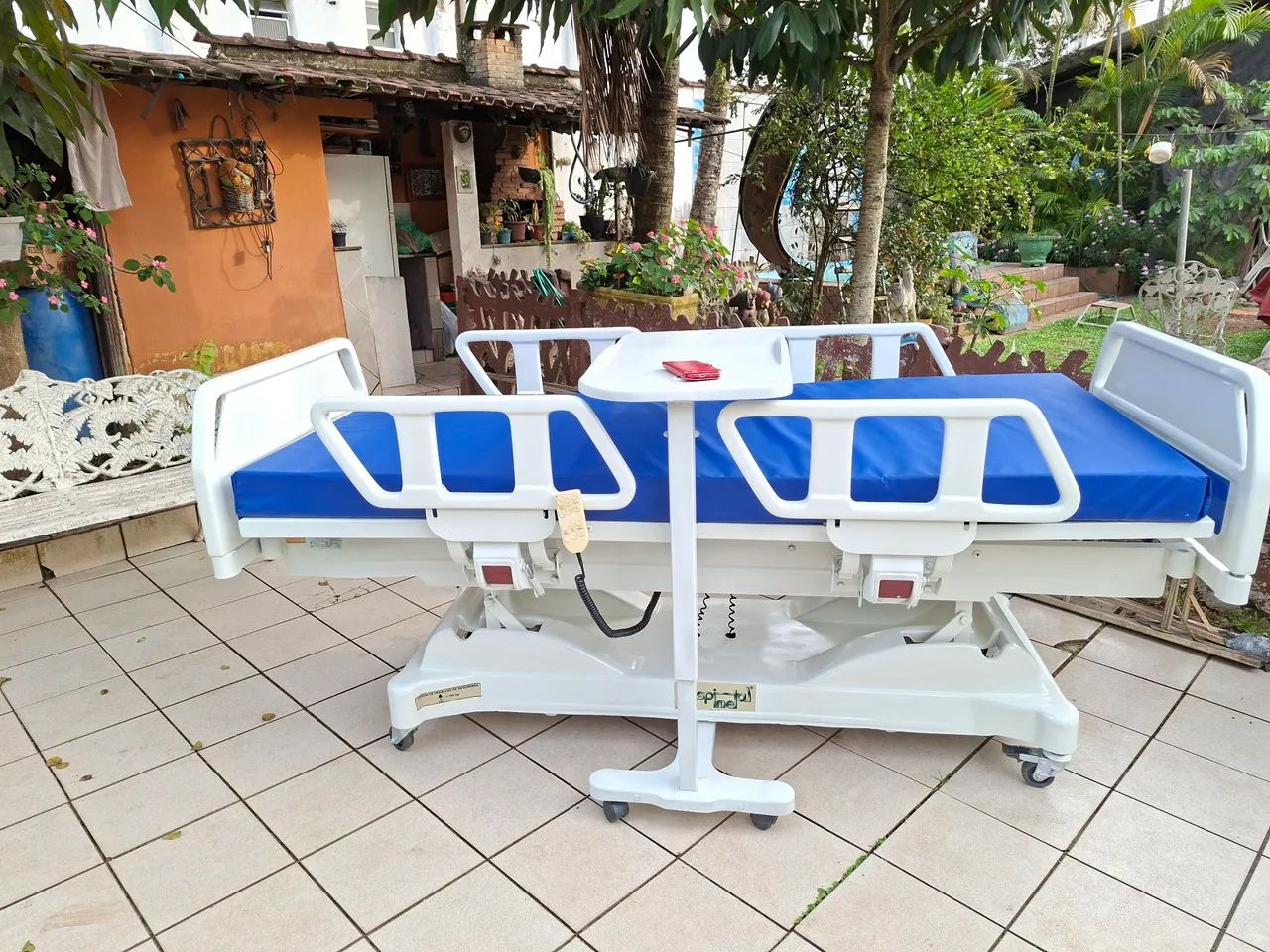 Cama hospitalar no controle total. - Foto 2