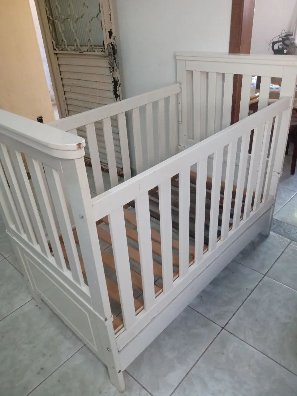 Berço Infantil Branco Madeira MDF (produzido em versão berço ou cama) - Foto 2