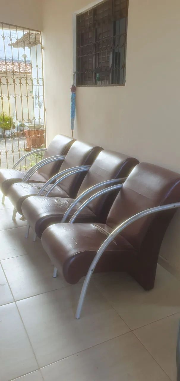 4 poltronas com braço de alumínio para reparo
