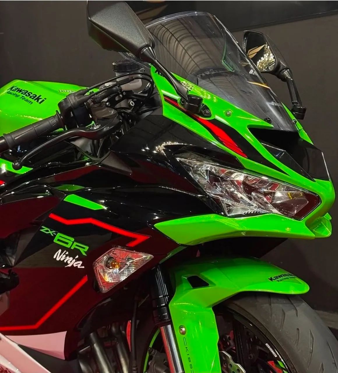 あかさ Kawasaki ZX-6R 2026: rainha superesportiva ganha novas cores