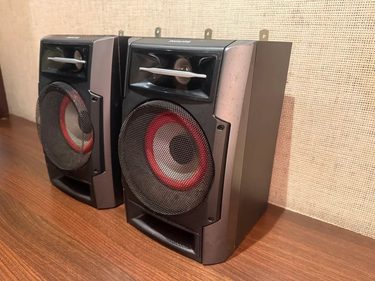 Par de Caixas de Som Philips - Potentes e Funcionando - Foto 3