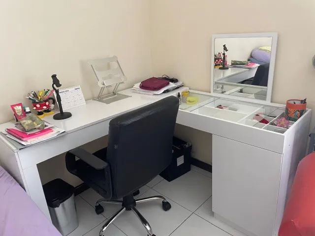 Escrivaninha , mesa escritorio com penteadeira