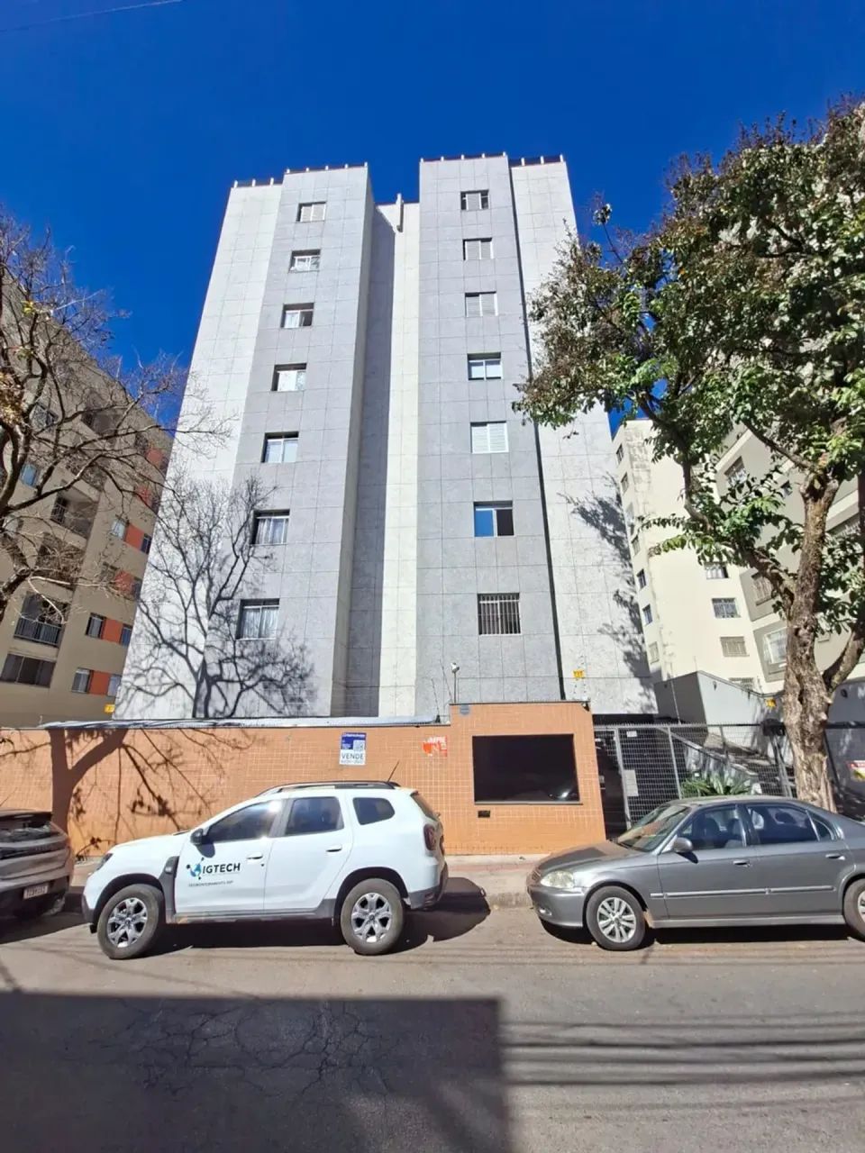 Apto oportunidade reformado e prédio revitalizado