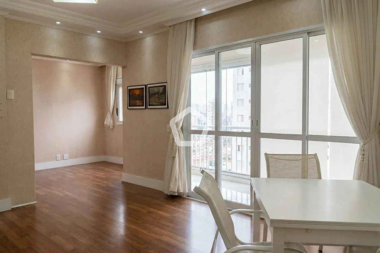 Ótimo apartamento em Vila Gumercindo com 93m²