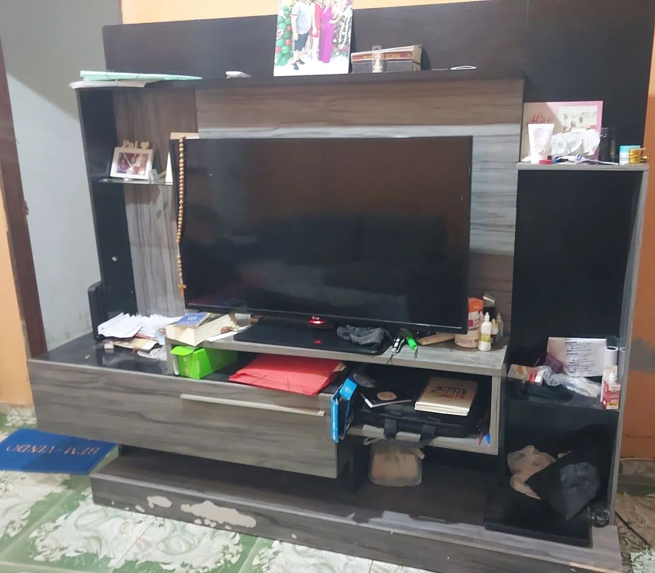 Uma estante  - Foto 2