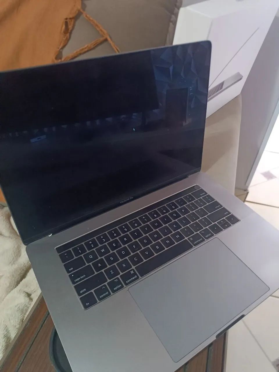Macbook pro Touchbar bar I7 15 pol 2017  - Foto 4