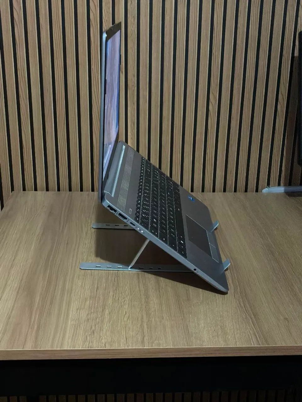 Notebook HP Intel Core i3 - Excelente Estado + Suporte de Apoio - Foto 5