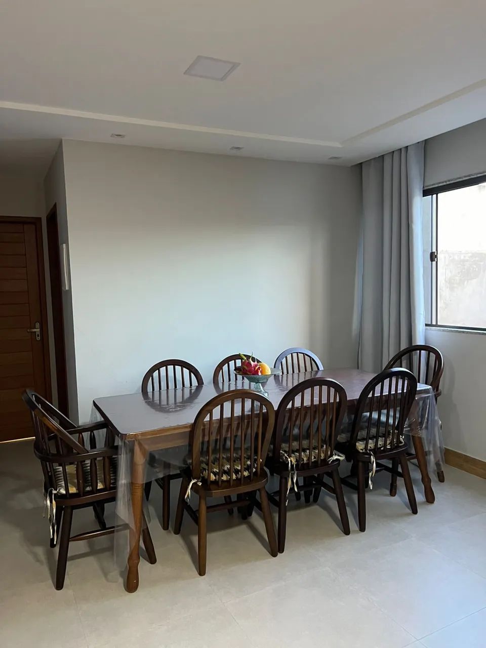 Mesa de Jantar em Imbuia Maciça - Madeira Premium - Foto 2