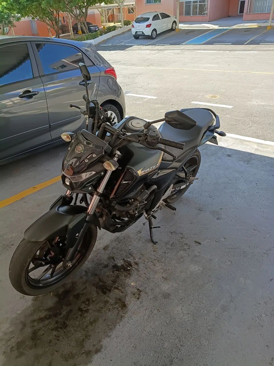 Moto nova e  único dono. * - Foto 2