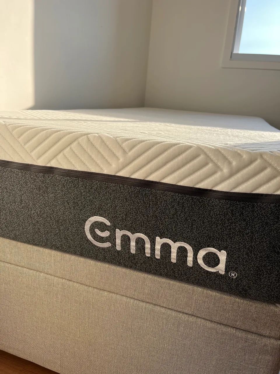 CAMA BAÚ SOLTEIRO + COLCHÃO EMMA (APENAS 2 MESES DE USO) - Foto 3