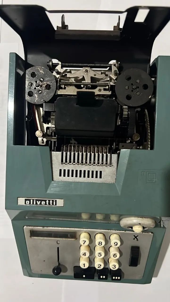 Calculadora Mecânica Vintage (1960) - Foto 4