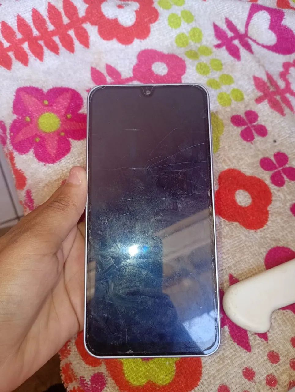 vende-se esse celular A16 - Foto 2