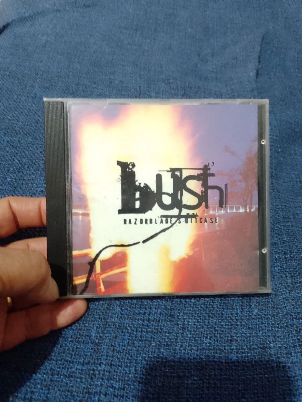 CD - Bush - Razorblades Suitcase