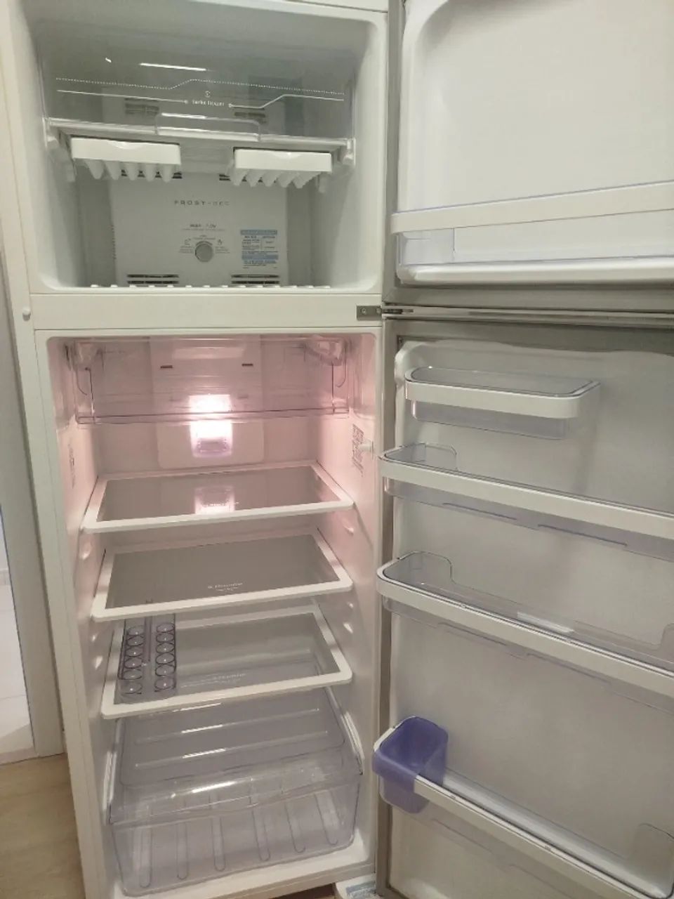 Geladeira Eletrolux  - Foto 4