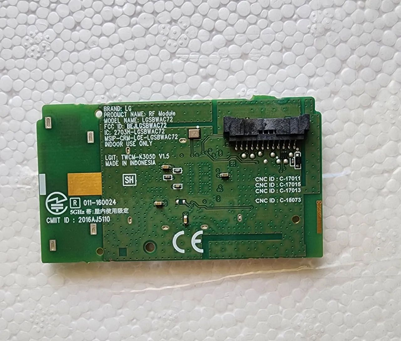 Módulo Wi-Fi / Bluetooth LG LGSBWAC72 EBR * - TV LG 49UJ6525 - Foto 2