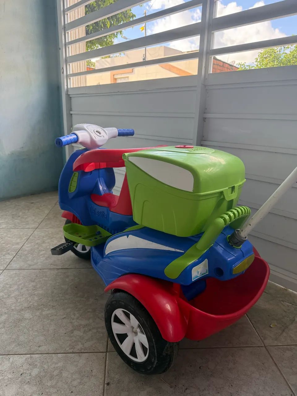 Vendo triciclo infantil  - Foto 3