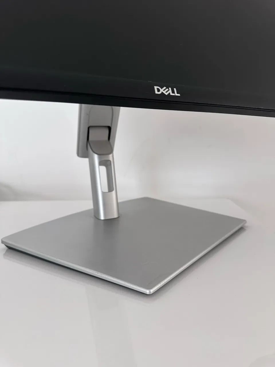 Monitor Dell Touch Screen De 23.8 Com Hub Usb-c P2424ht - Foto 3