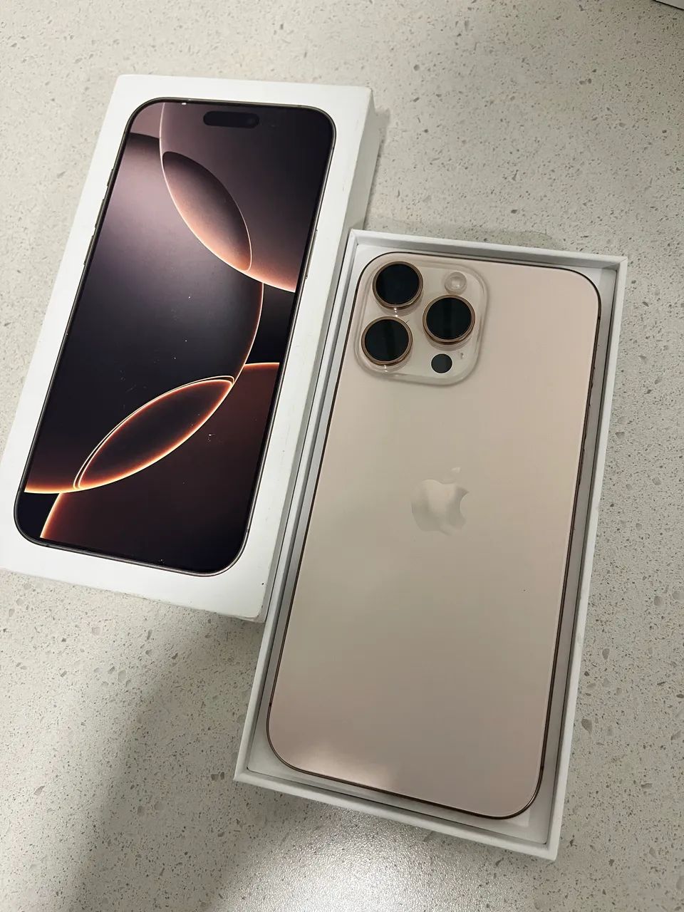 Iphone 16 pro max 256 gb - Foto 3