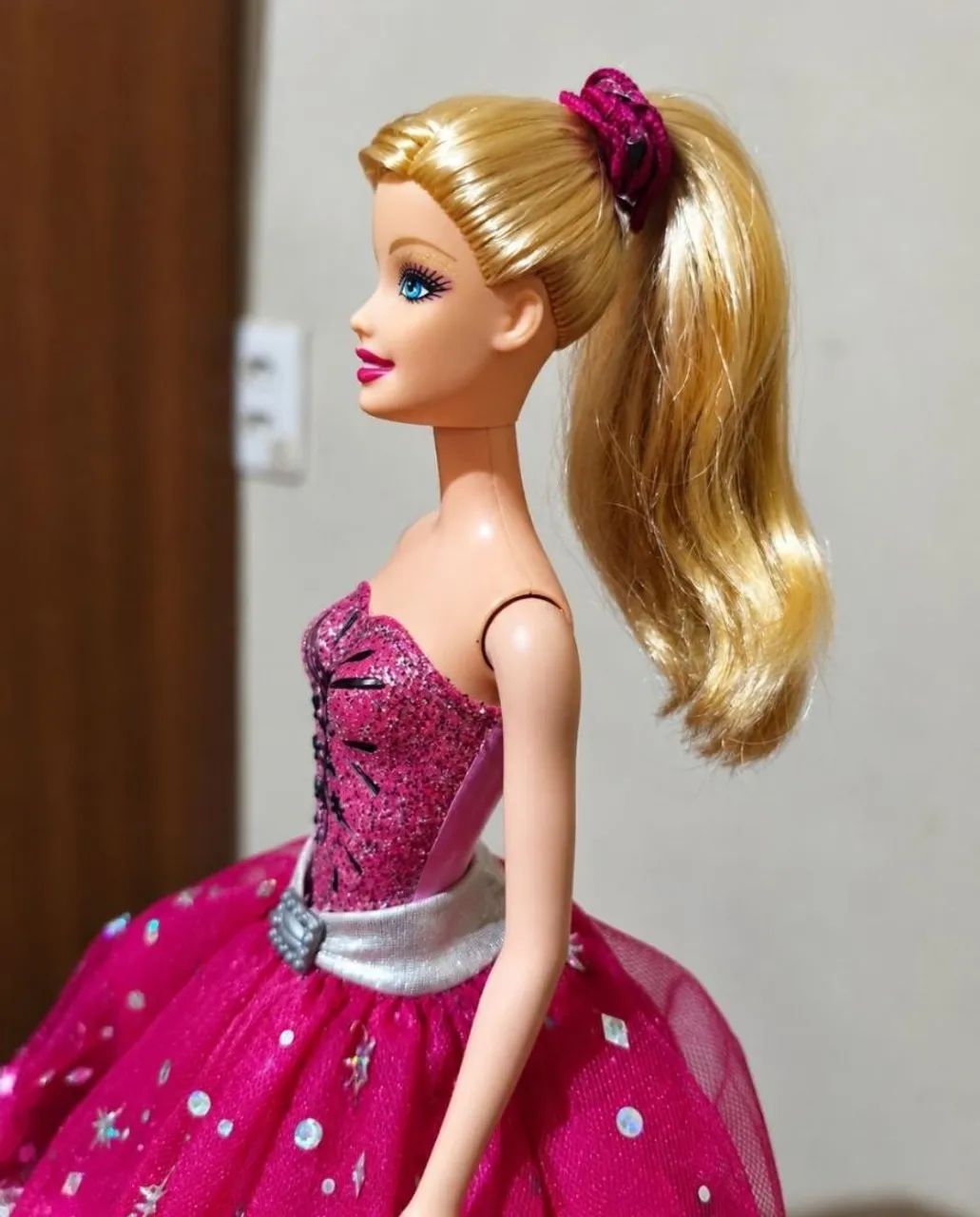 Boneca Barbie moda e magia  - Foto 2
