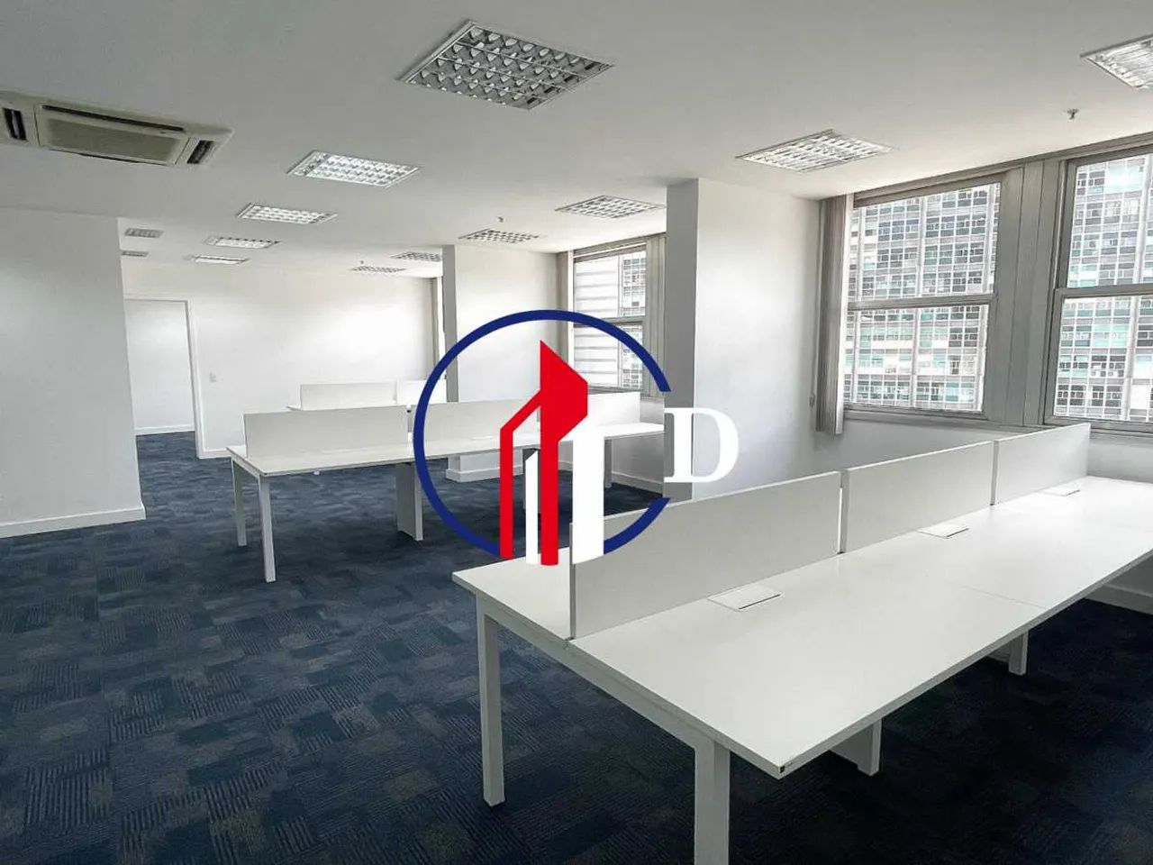Conjunto de Salas : / Comercial / Centro
