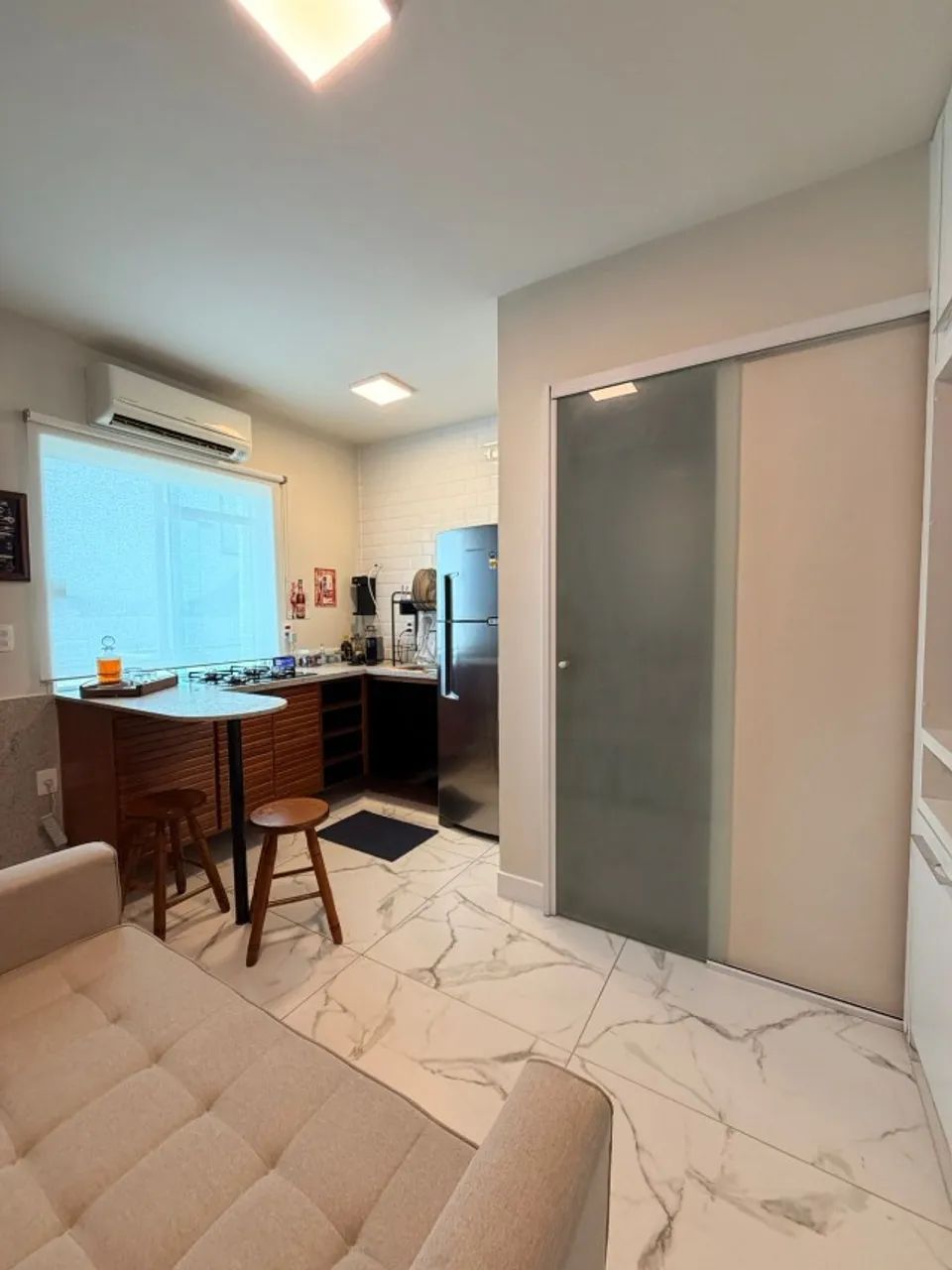 VENDO SUÍTE COM VISTA DA ORLA - Foto 4