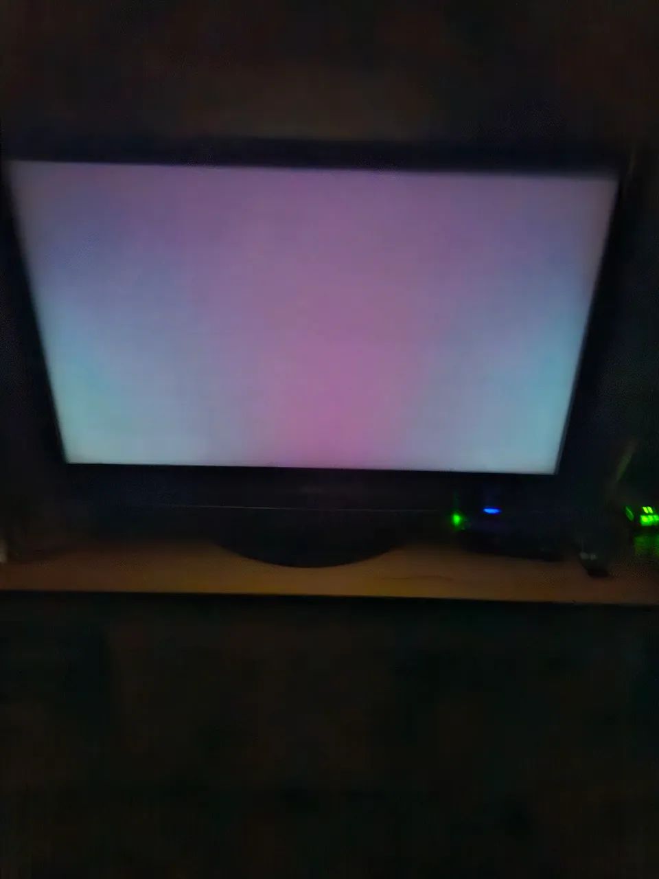 Vendo TV de 42 polegadas em perfeito estado 