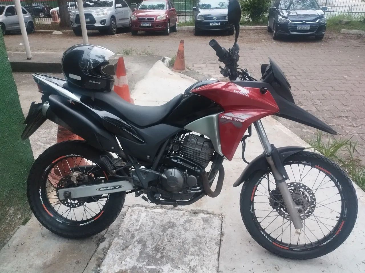 XRE 300 2013/2014