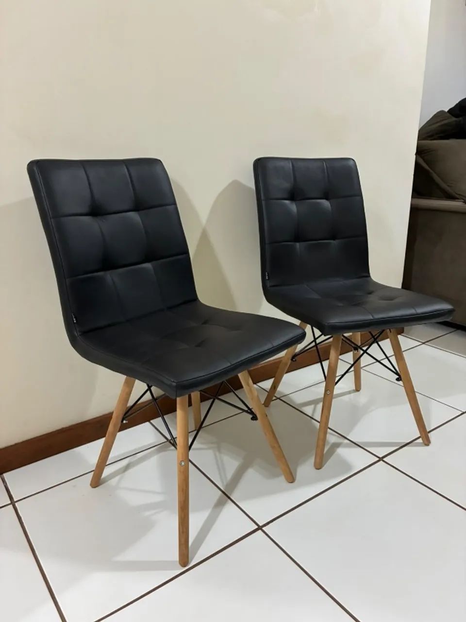 Cadeira Estofada  - Foto 4