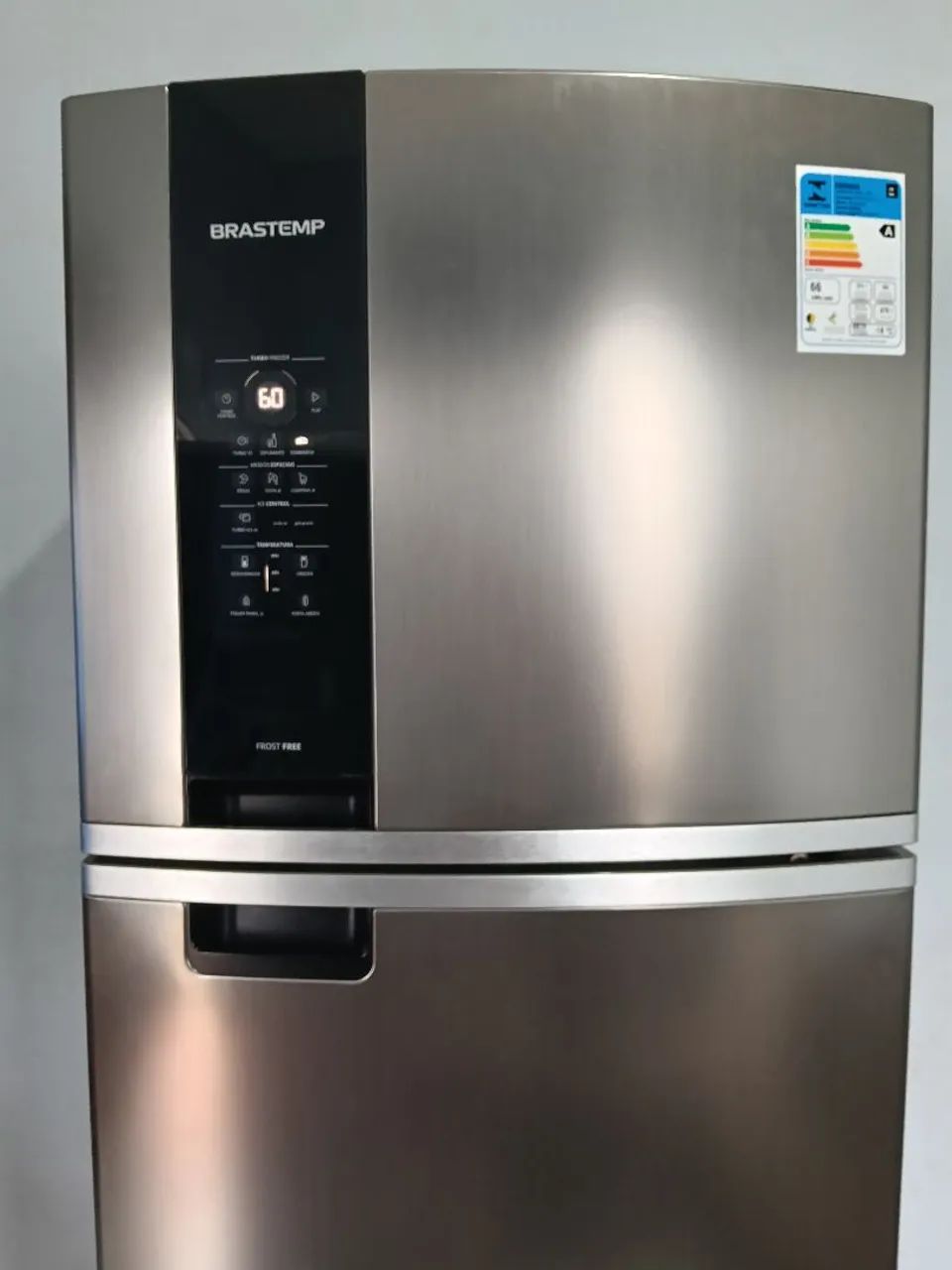 Geladeira Brastemp de inox Frost Free semi nova 478 litros 110 wts pra sair hoje  - Foto 2