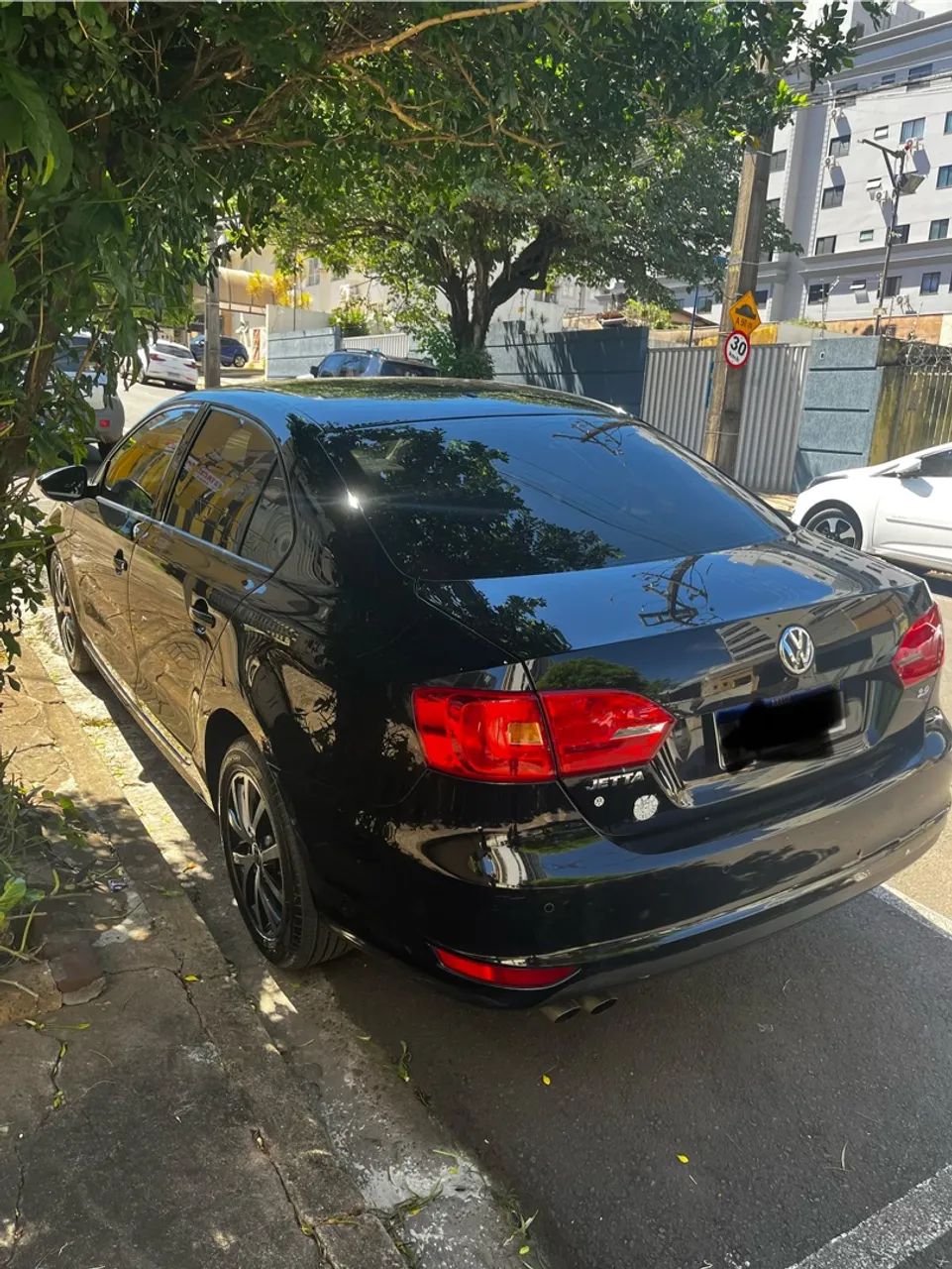 Volkswagen Jetta COMFORTLINE 2.0 8V FLEX 2011