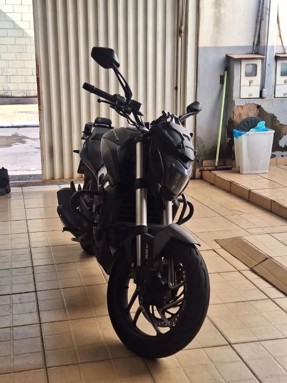 Bajaj Dominar 400 - Foto 3
