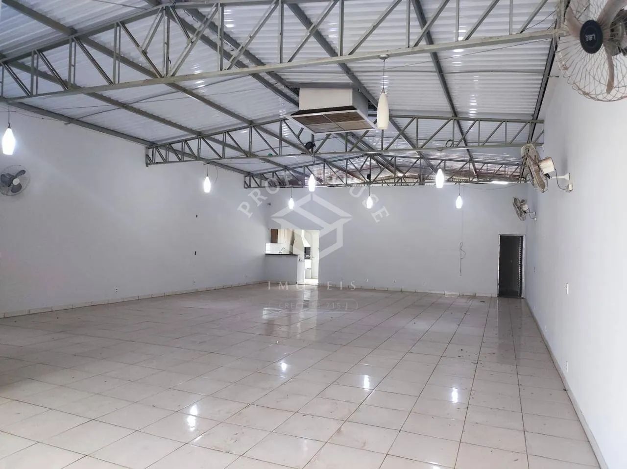 BARRACÃO À VENDA NO RESIDENCIAL PARATY EM CORDEIRÓPOLIS-SP