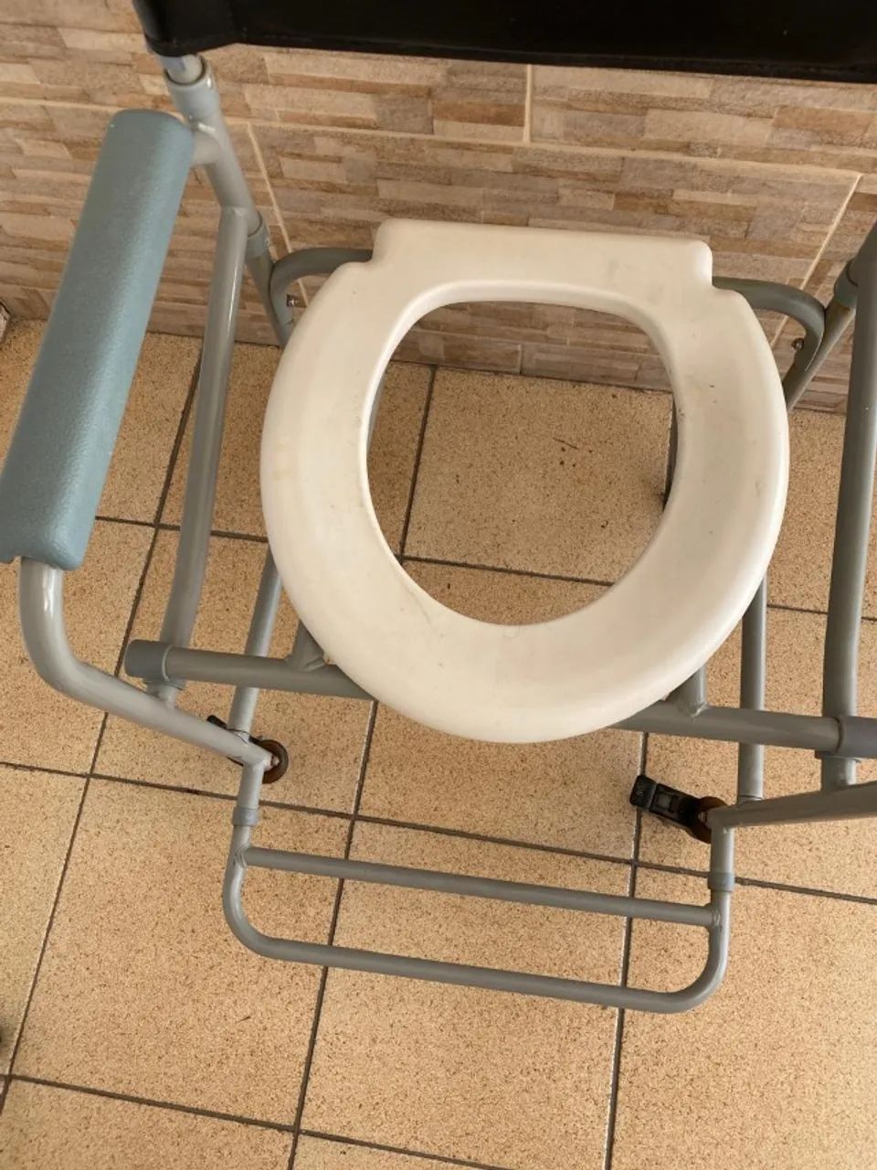 VENDO Cadeira de banho - Foto 2