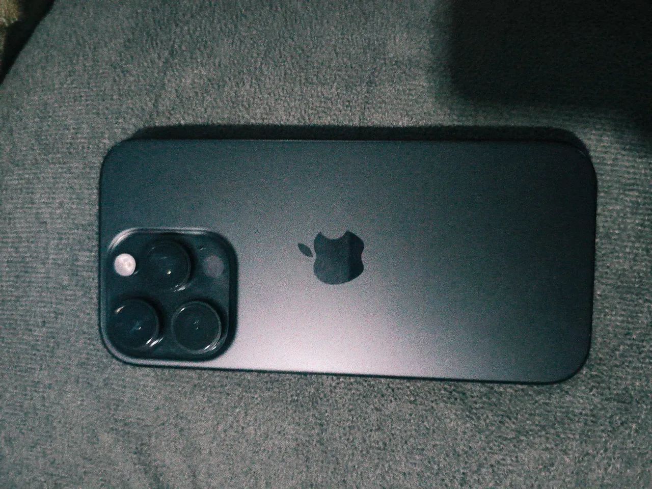 iPhone 16 Pro 256gb preto Titanium 