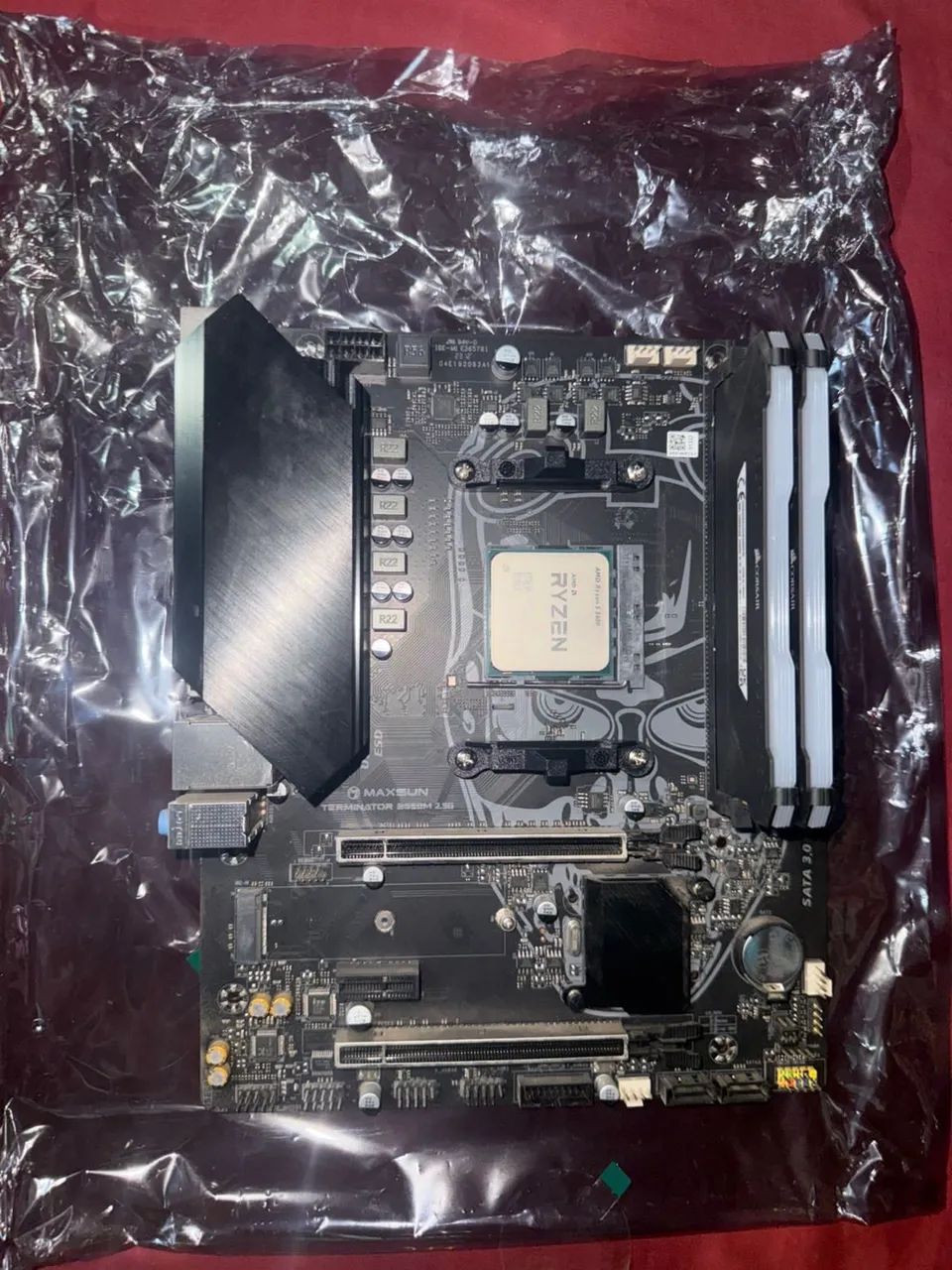 Memória RAM CORSAIR VENGEANCE Pro RGB 32 GB (16x2) 3600 MHz DDR4