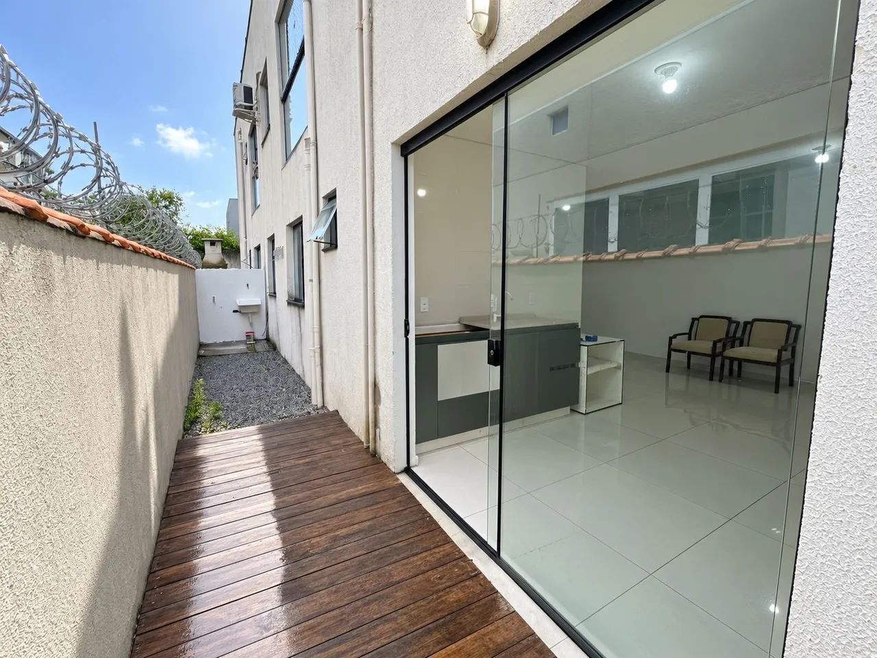 Apartamento térreo no Campeche 