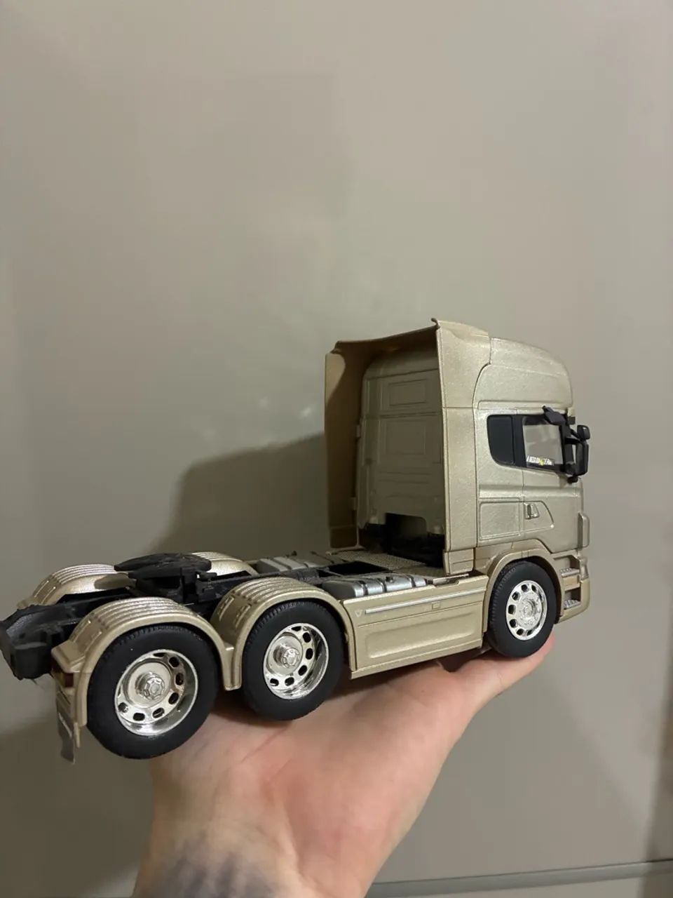 Miniatura Scania V8 R730 Welly 1/32 Ferro  - Foto 2