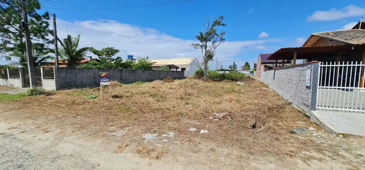 Imóvel para venda possui 360 metros quadrados em Praia do Ervino - São Francisco do Sul - 