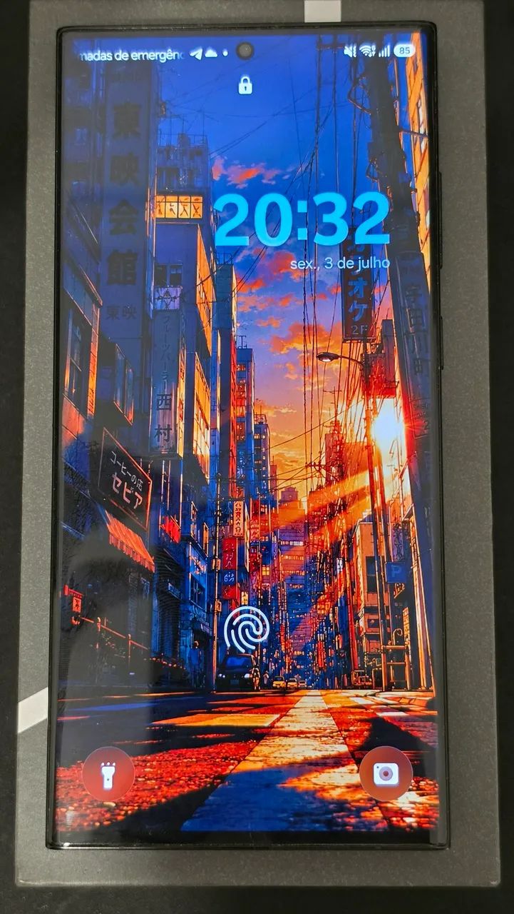 Samsung S23 Ultra extremamente impecável