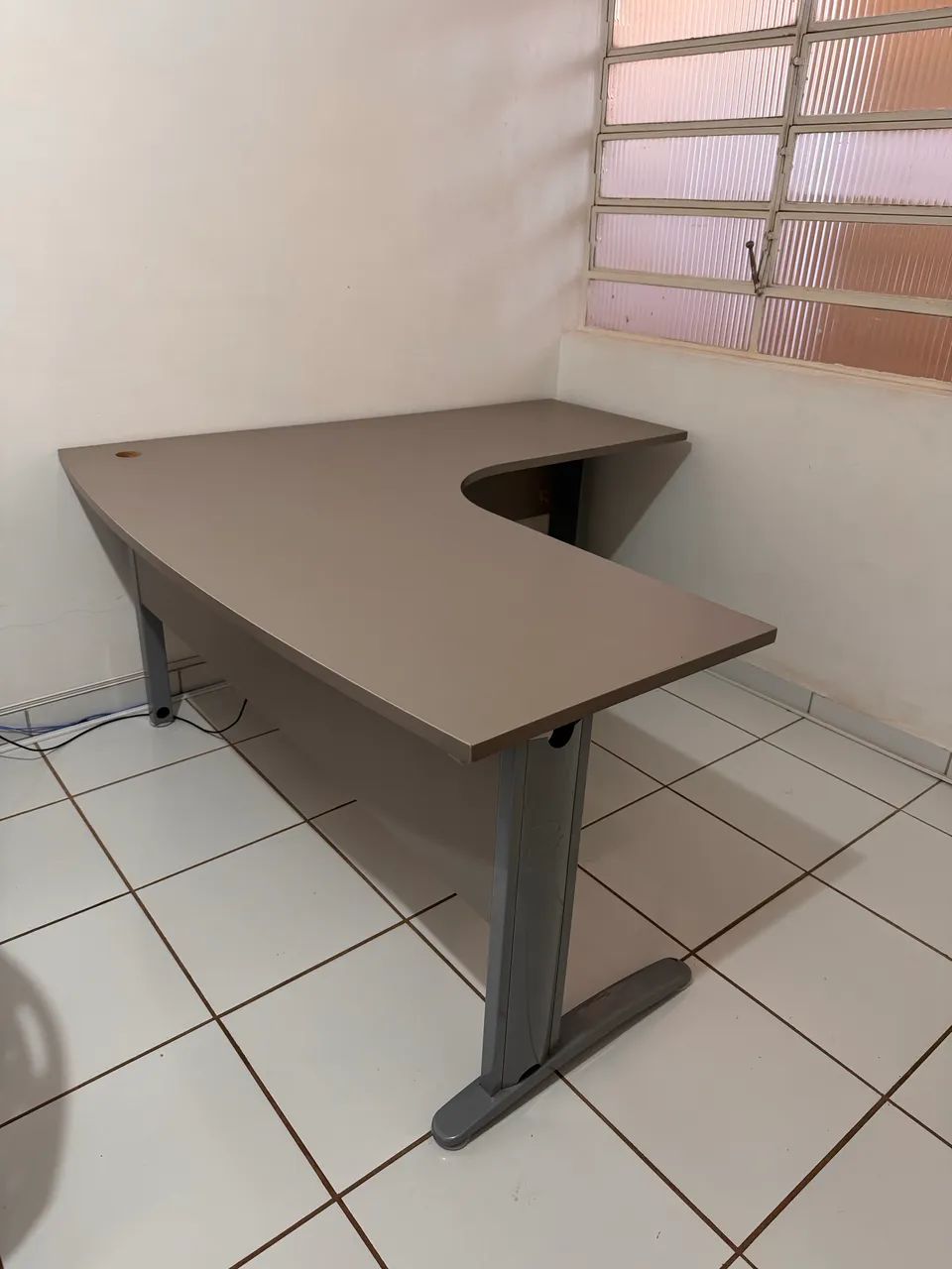 Mesa em L Diretor - Foto 4