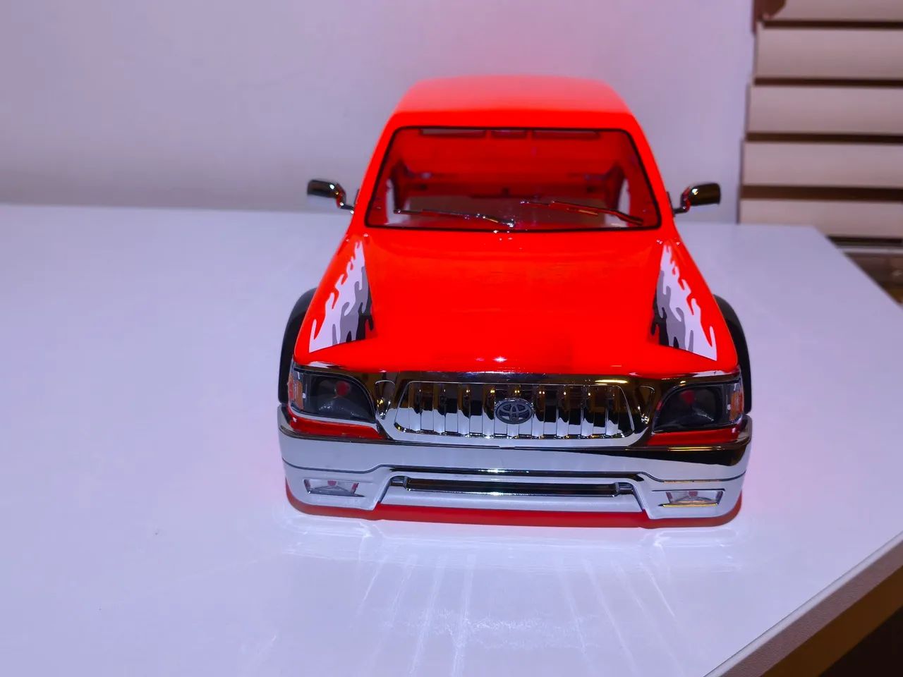 Bolha automodelo crawler 1:10 com encaixe para iluminação. - Foto 3